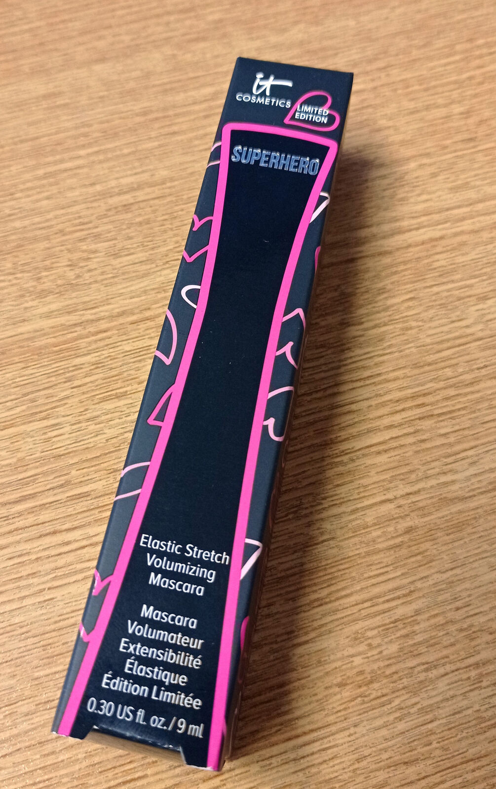 IT Cosmetics Superhero Elastic Stretch Volumizing Mascara Black Full Size 9ml