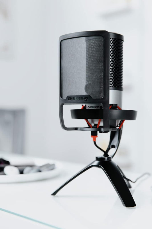Cherry UM 6.0 Advanced USB Streaming Microphone FREE Cherry Pop Filter While Stocks Last