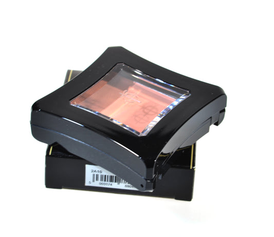 Illamasqua Powder Blusher Lover 4.5g Peach Matte Finish Highly Pigmented